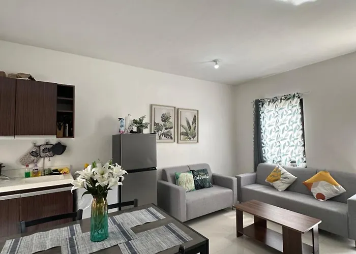 Almond Drive 2br Townhouse Near Srp Nustar